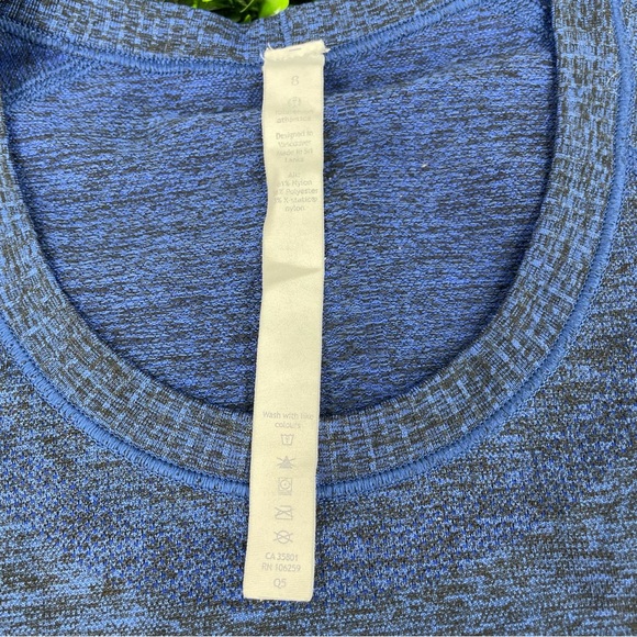 Lululemon Metal Vent Tech Running Workout Shirt Men's Size: 8 - Picture 4 of 8